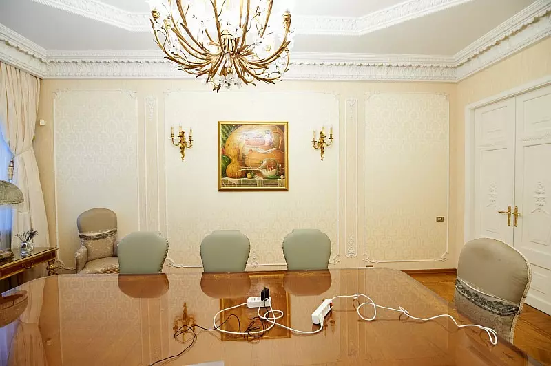 ОФИС В ИНТЕРПРЕТАЦИИ БАНДИТСКОГО ПЕТЕРБУРГА