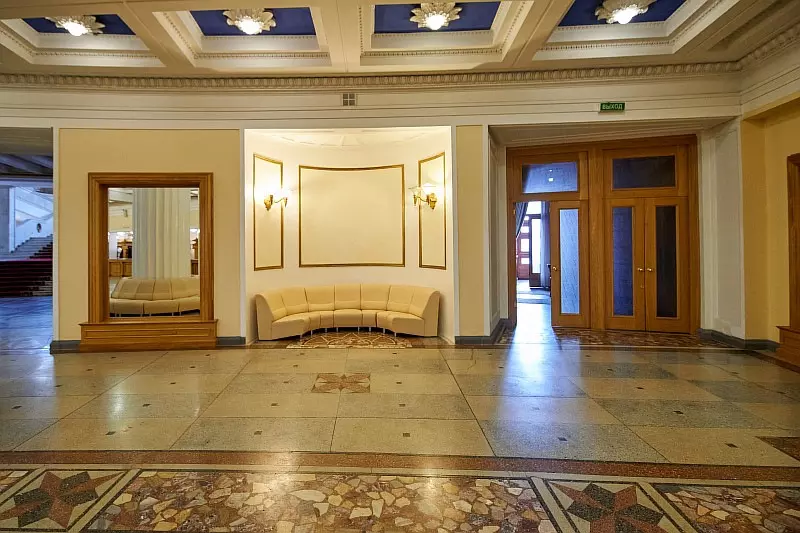 ТЕАТРАЛЬНЫЕ ХОРОМЫ
