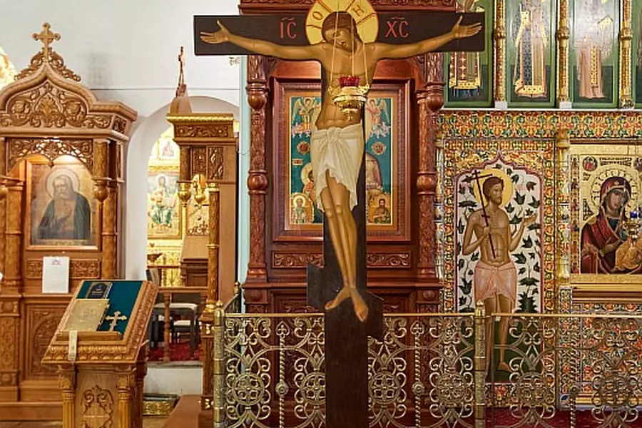 ХРАМ С КОЛОКОЛЬНЕЙ