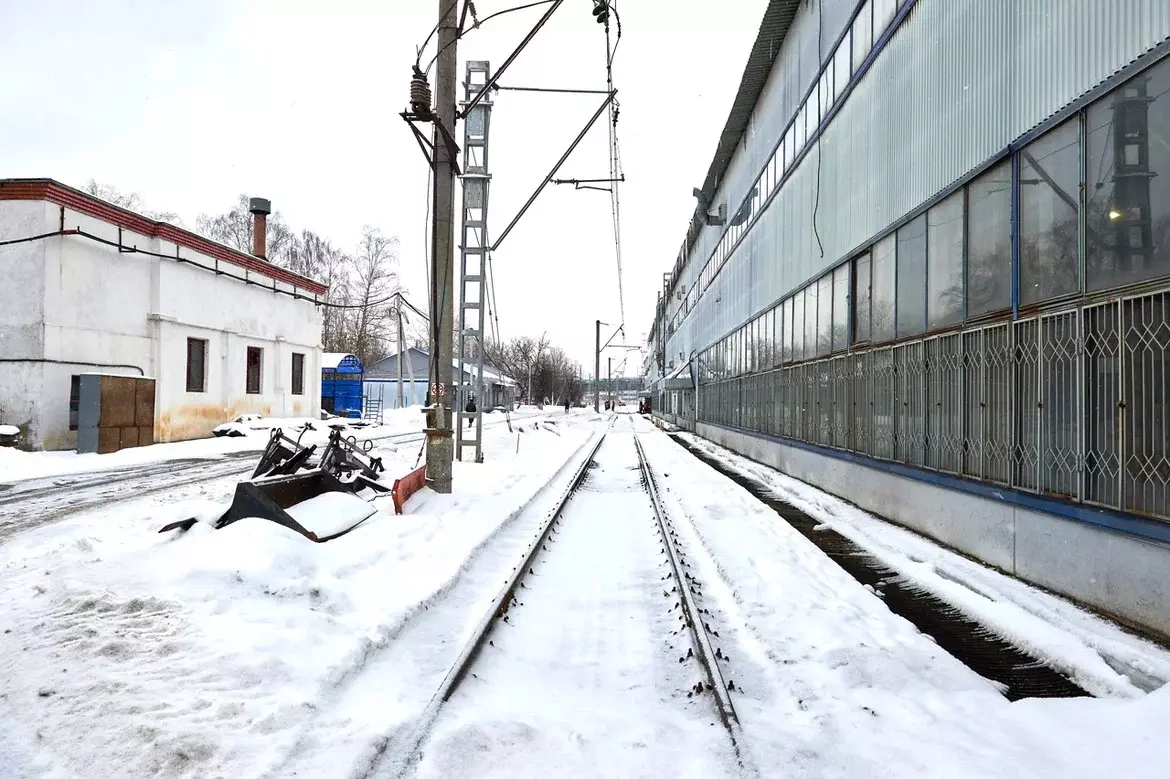 МОТОРОВАГОННОЕ ДЕПО С ИНТЕРЬЕРАМИ ЭЛЕКТРОПОЕЗДОВ