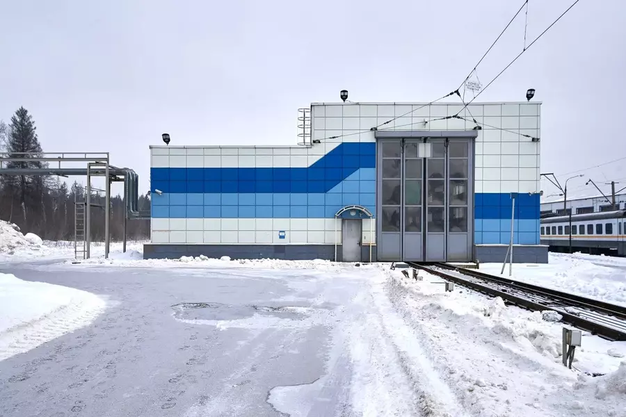 ПОДМОСКОВНОЕ СТАРОЕ ДЕПО С ИНТЕРЬЕРАМИ ЭЛЕКТРОПОЕЗДОВ 2000-х ГГ