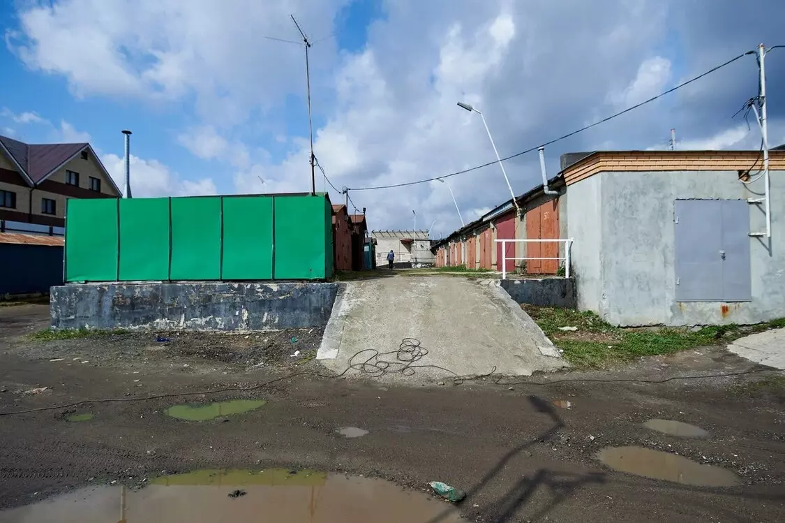 БОЛЬШОЙ ГАРАЖ В ГАРАЖНОМ КООПЕРАТИВЕ