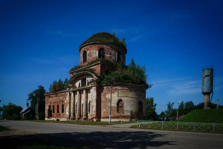 ПОЧТИ ИСЧЕЗНУВШИЙ ХРАМ