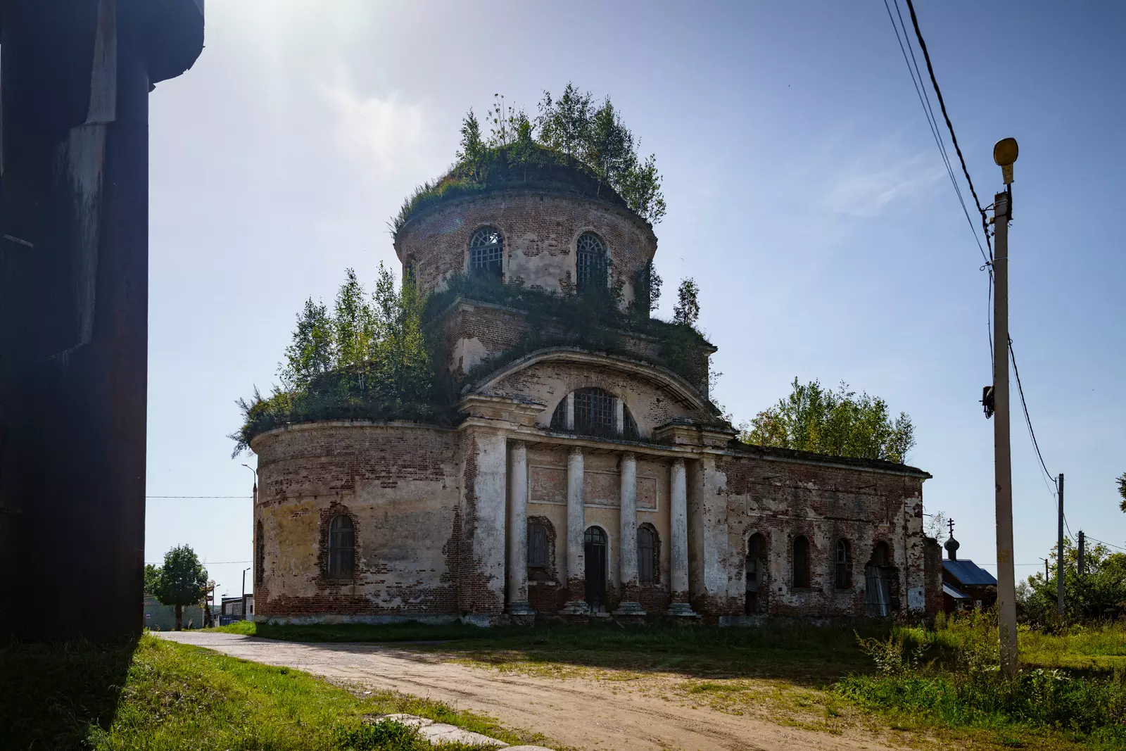 ПОЧТИ ИСЧЕЗНУВШИЙ ХРАМ