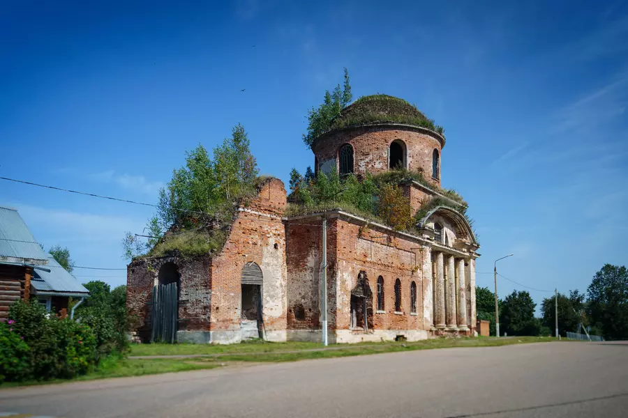 ПОЧТИ ИСЧЕЗНУВШИЙ ХРАМ