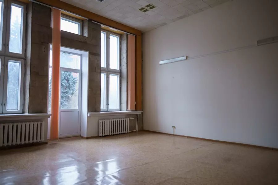 СТАРОЕ НИИ + КАБИНЕТЫ В ДЕРЕВЕ + КОРИДОРЫ+ ТЕРРИТОРИ