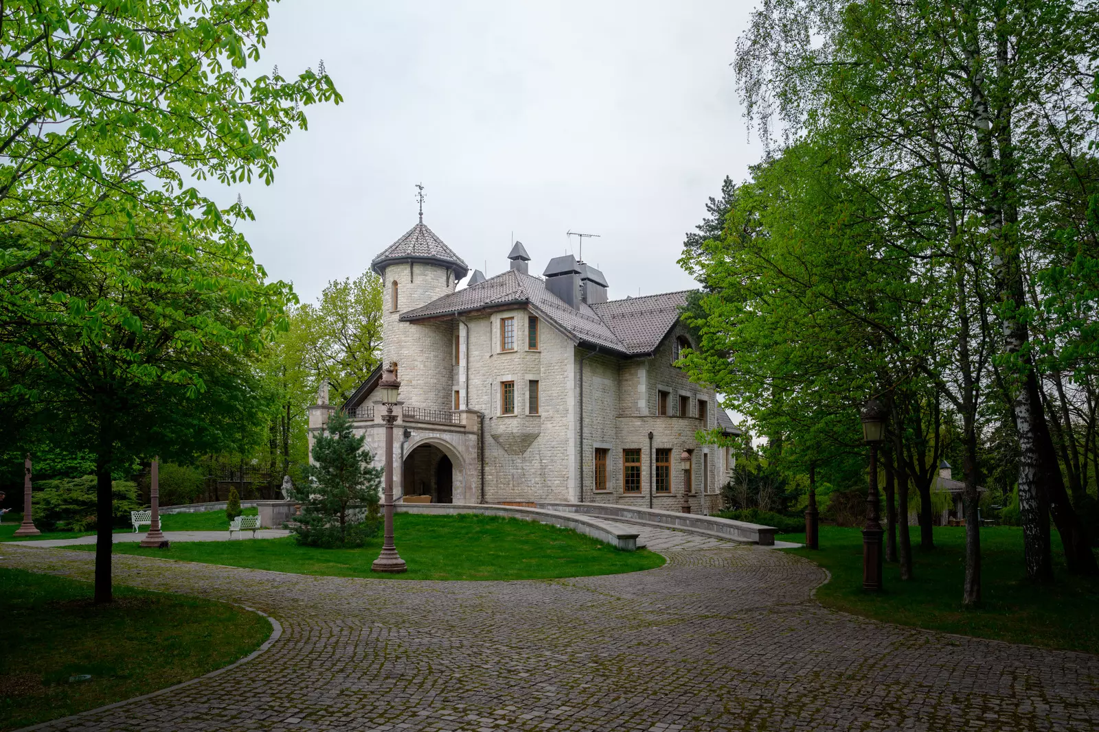 СКАЗОЧНАЯ КРЕПОСТЬ