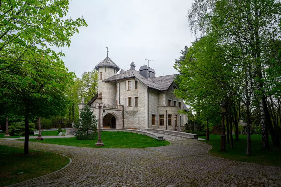 СКАЗОЧНАЯ КРЕПОСТЬ