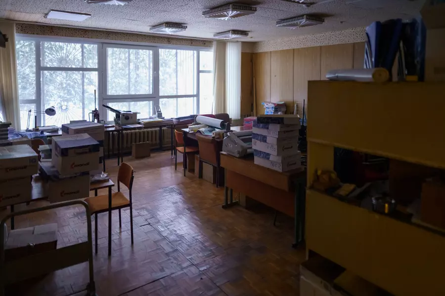 КАБИНЕТЫ СССР + КОРИДОРЫ С ХОЛОМ НИИ 