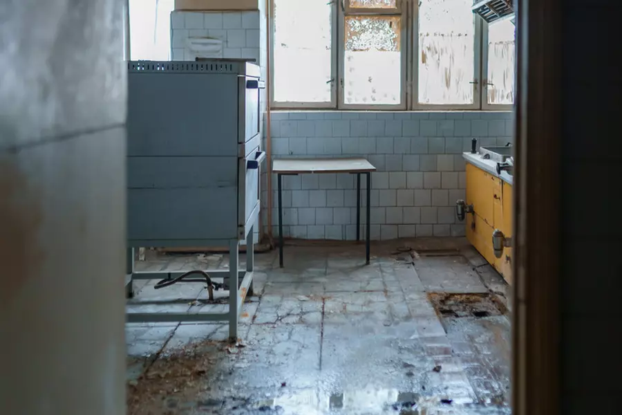 ЗАБРОШЕННЫЕ ЦЕХА И ПОДЗЕМЕЛЬЯ ЗАВОДСКОГО ГИГАНТА